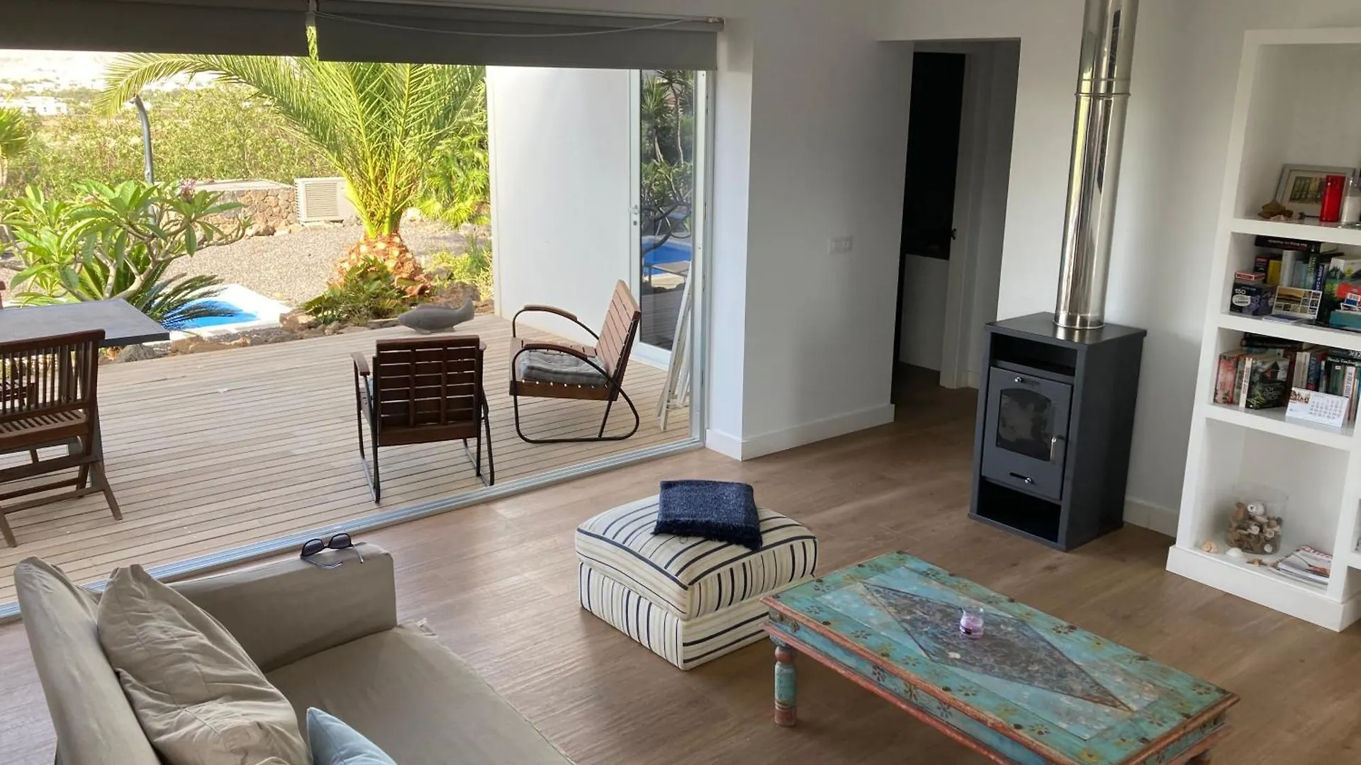 Majanicho Rock - Villa With Heated Pool Lajares