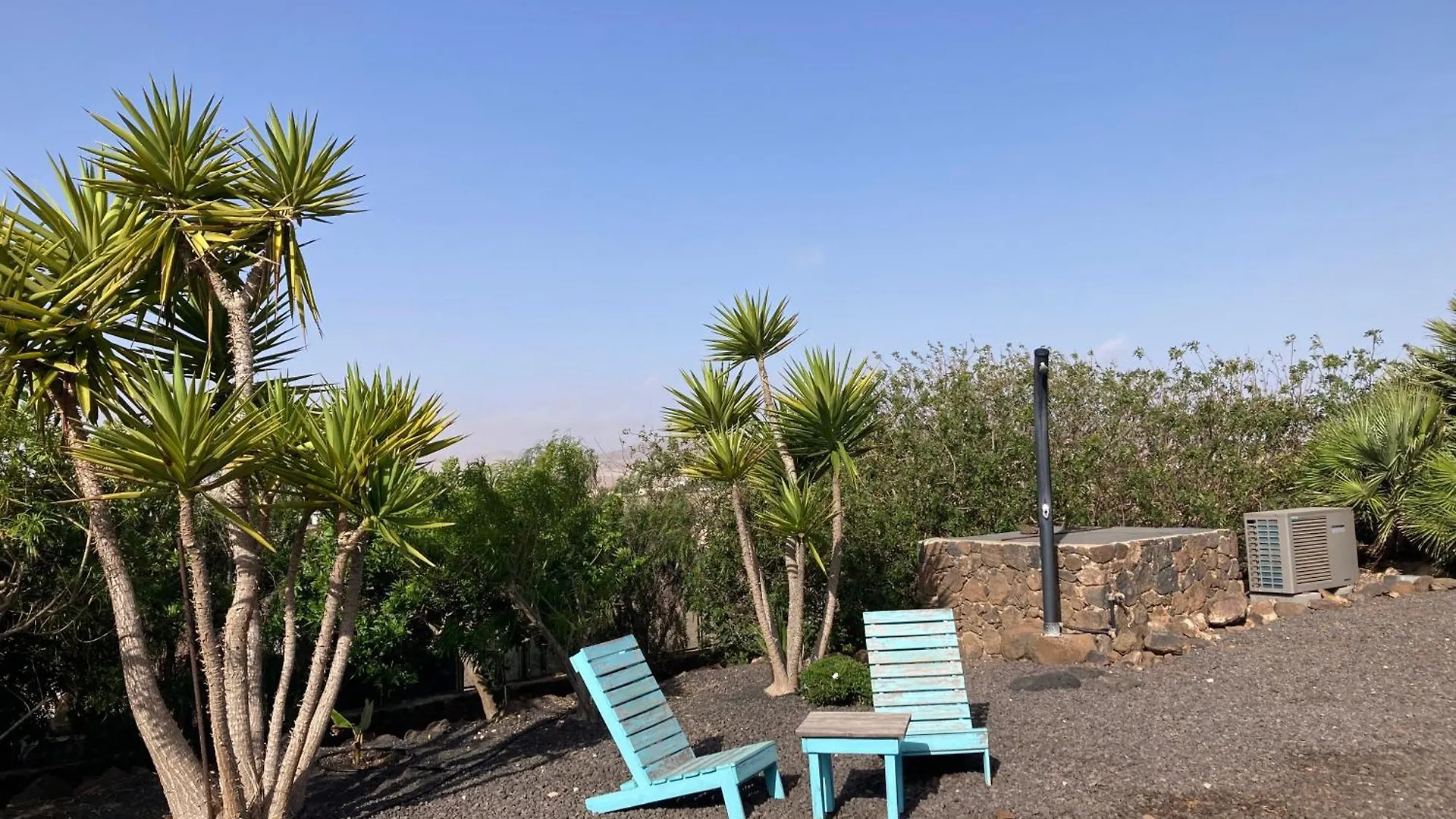Majanicho Rock - Villa With Heated Pool Lajares Spain