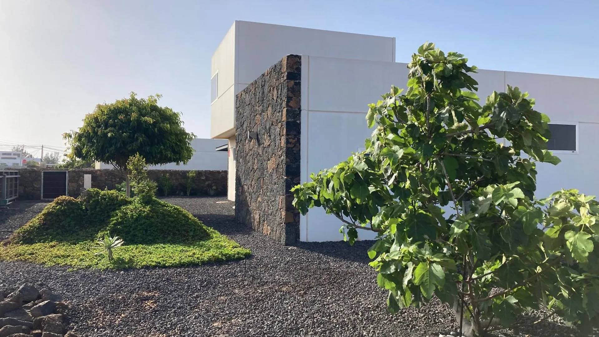 לאחארס Majanicho Rock - Villa With Heated Pool