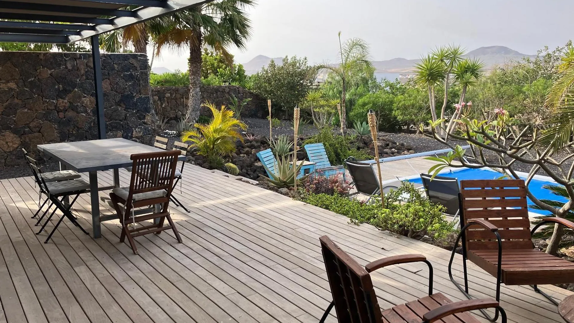 Majanicho Rock - Villa With Heated Pool Lajares Spain