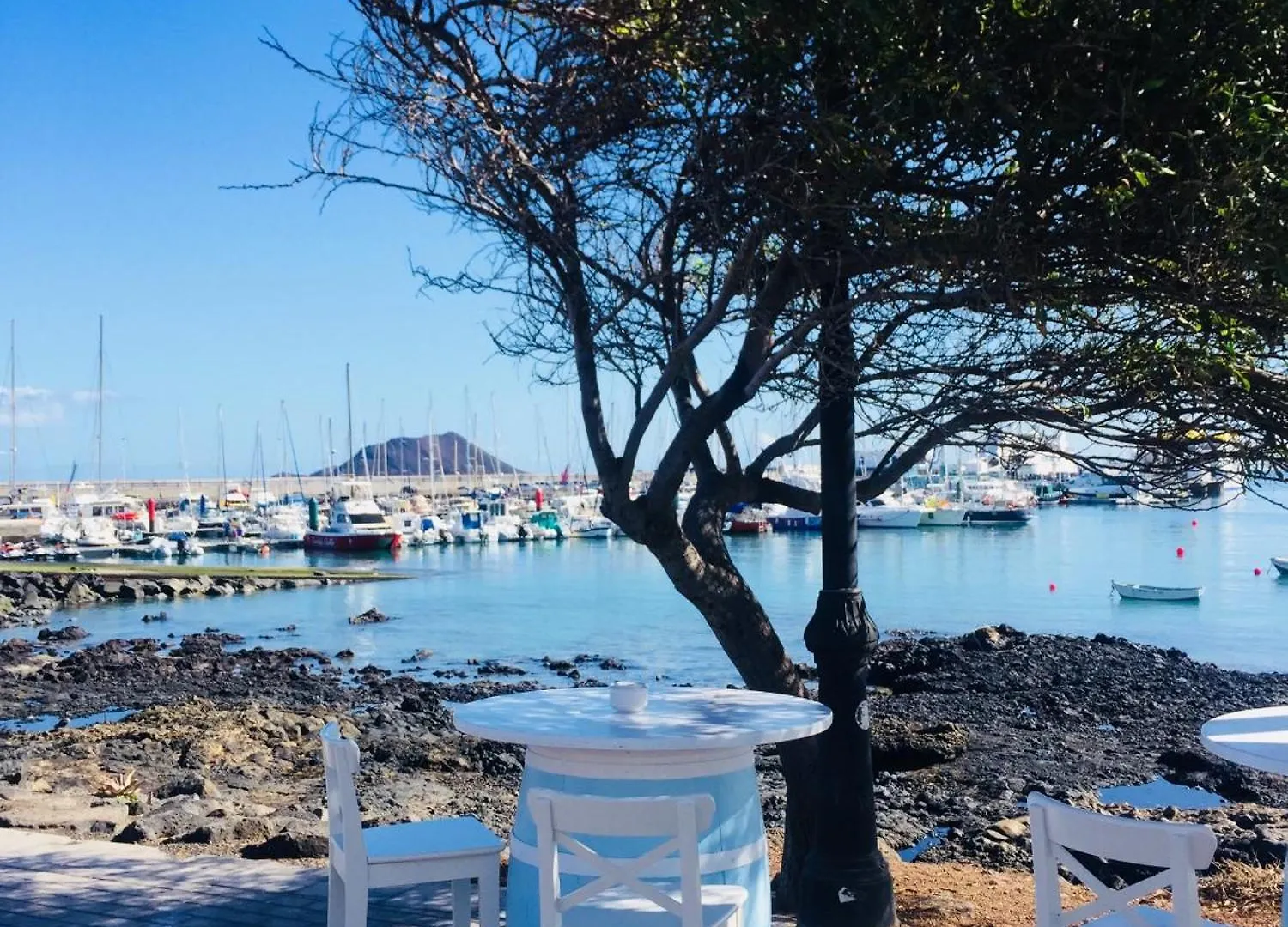 Majanicho Rock - Villa With Heated Pool Lajares